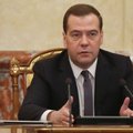 Peaminister Medvedev sõitis Krimmi