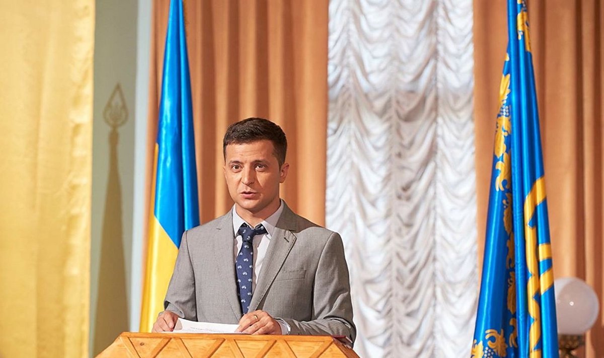 VÄLJAMÕELDISEST TEGELIKKUSEKS: Volodõmõr Zelenskõi mängis presidenti telesarjas „Rahva teener“, äsja valiti ta ka Ukraina päris-presidendiks.