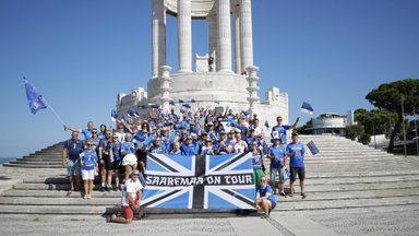 DELFI FOTOD ANCONAST | „Eesti! Eesti!“ Võrkpallifännid kogunesid enne EM-i otsustavat mängu ühisele rongkäigule