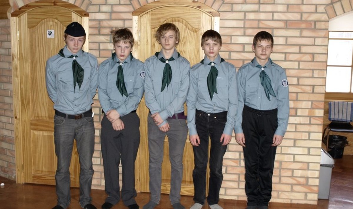 Noorkotkaste võistkond Lätis