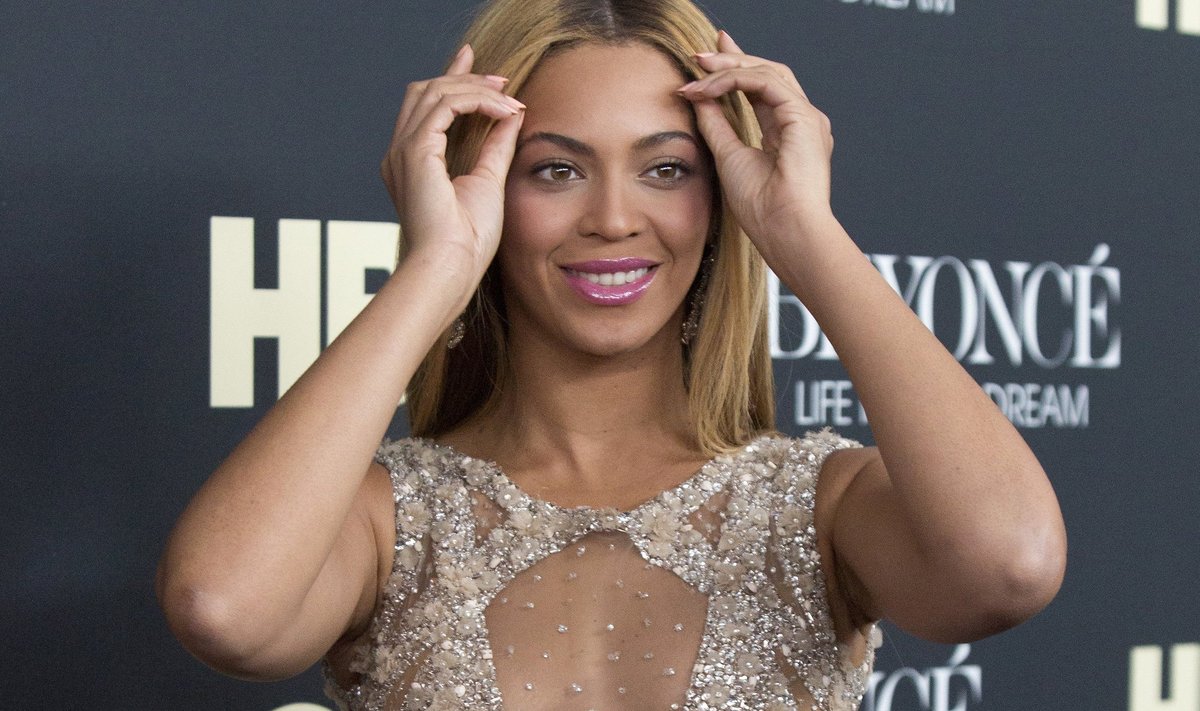 Singer Beyonce attends HBO's New York premiere of her documentary "Beyonce - Life is But a Dream" in New York