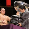VIDEO: Yokozuna Hakuho on tõusmas kõigi aegade tituleeritumaks sumotoriks