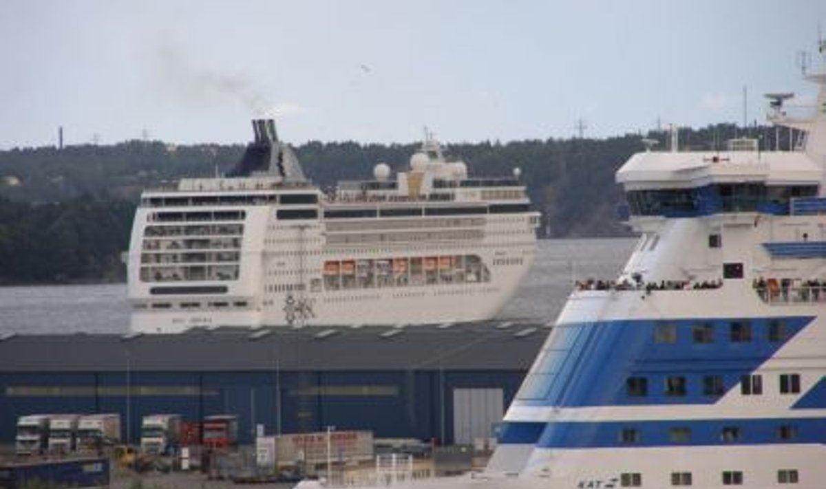 Laevad Stockholmi sadamast väljumas