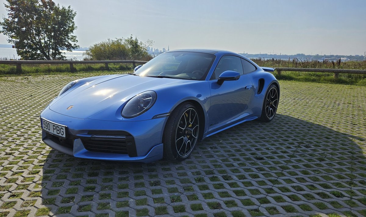 Porsche 911 Turbo S