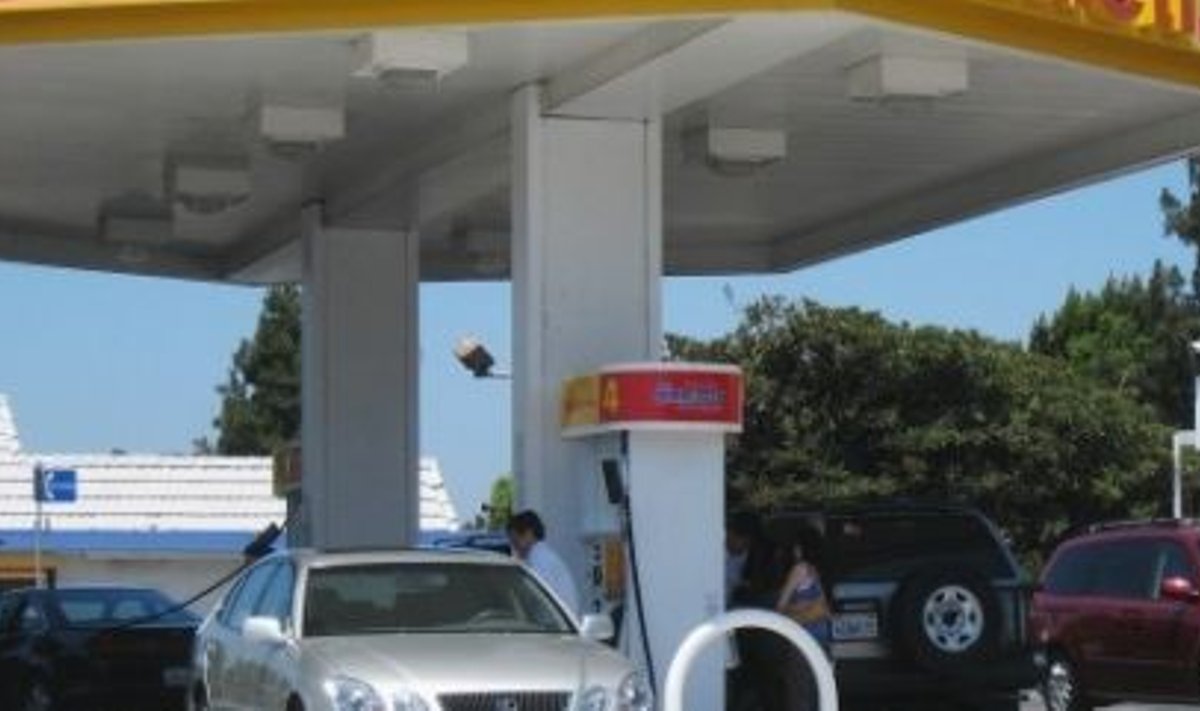 Ontlik bensiinijaam Los Angeleses. Foto Natalia Seliverstova, RIA Novosti