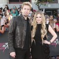 PULMAFOTOD: Avril Lavigne abiellus Nicklebacki lauljaga