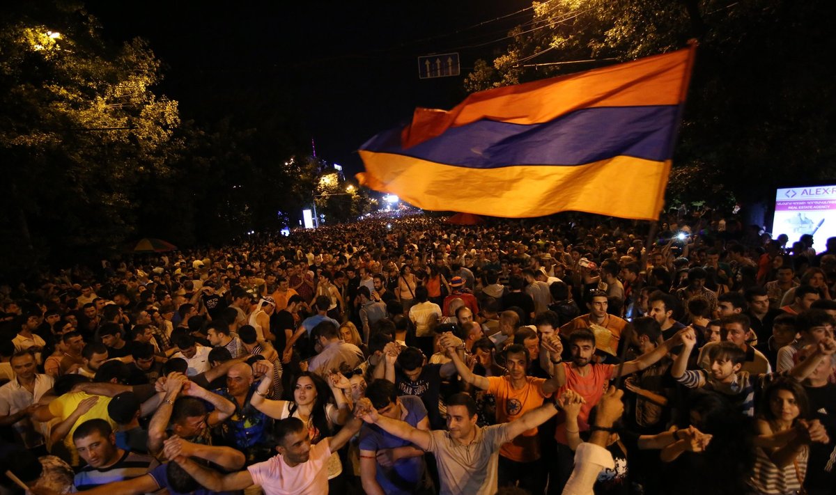 Armeenlased protestivad 