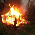 FOTOD SÜNDMUSKOHALT: Pilpakülas põles maani maha aiamaja