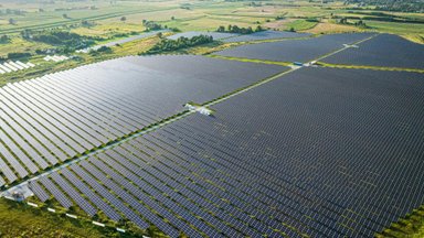 Eesti saab hiiglasliku päikesepargi. Piirkonnale terendab kadestamisväärne elektri hind