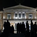Usaldushääletuse eel: Kreeka parlamendihoone juures protestib tuhandeid kärbete vastaseid