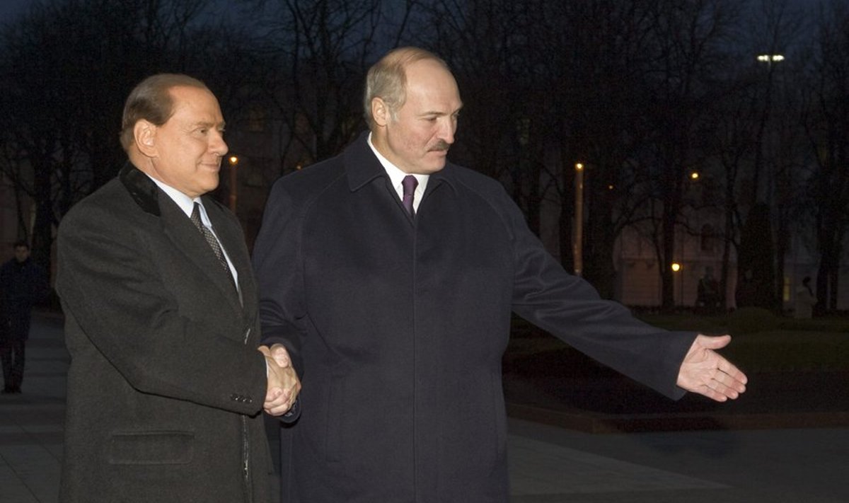 Itaalia president Silvio Berlusconi ja Valgevene president Alaksandr Lukašenka.