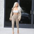 FOTOD | Räpitähe uus kollektsioon: Paris Hilton kehastus Kim Kardashianiks, et esitleda Yeezy brändi rõivaid