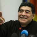 Diego Maradona avaldas T-särgil toetust Luis Suárezile