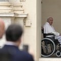Hoogu koguvad teooriad, et paavst Franciscus võib peagi tagasi astuda