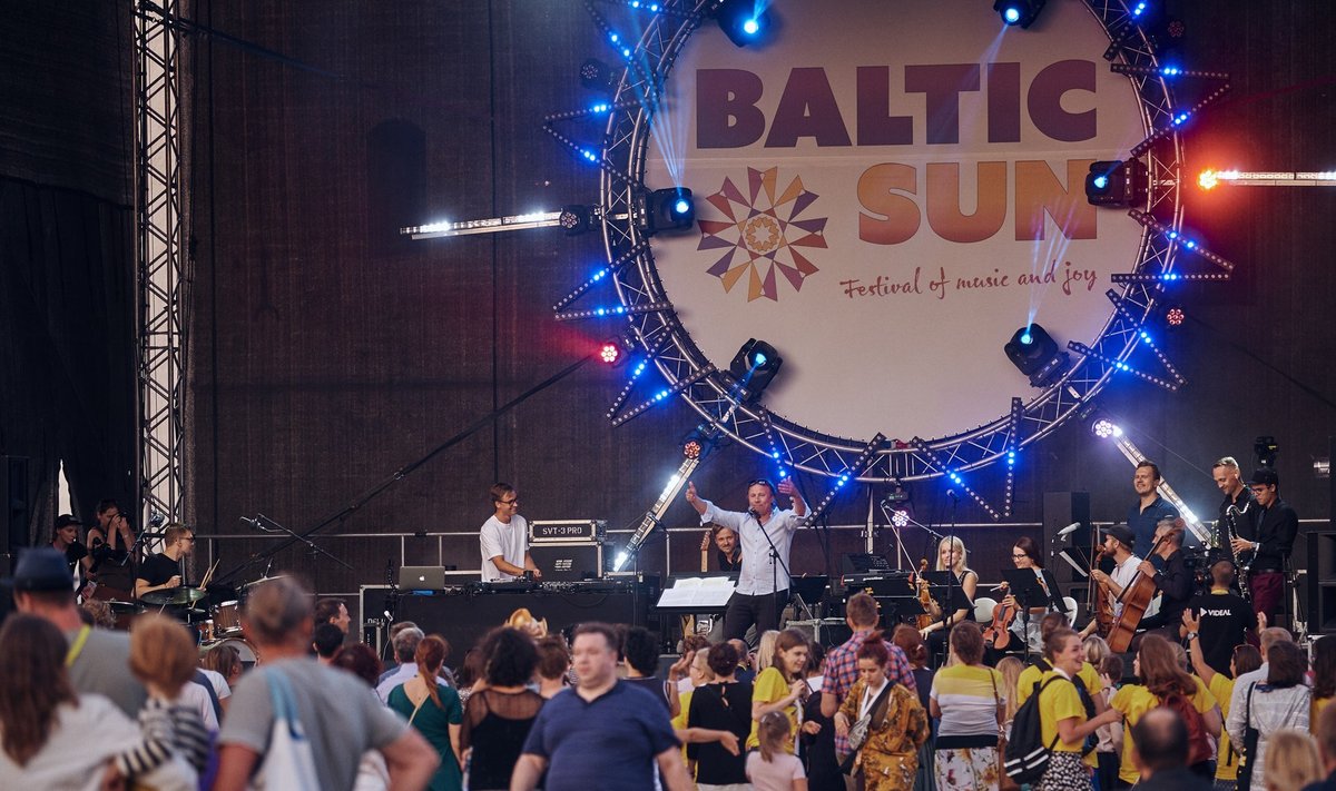 Muusikafesivalil Baltic Sun polnud just keeruline lava ette artiste vaatama pääseda, kuna seal seisis ainult paar rida huvilisi.
