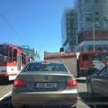FOTOD: Viru väljakul põrkasid kokku tramm ja sõiduauto