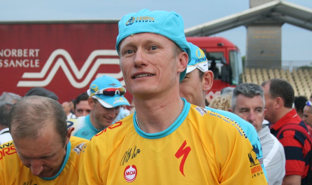 Aleksandr Vinokurov jõudis Astana tiimipealikuna Touri võiduni