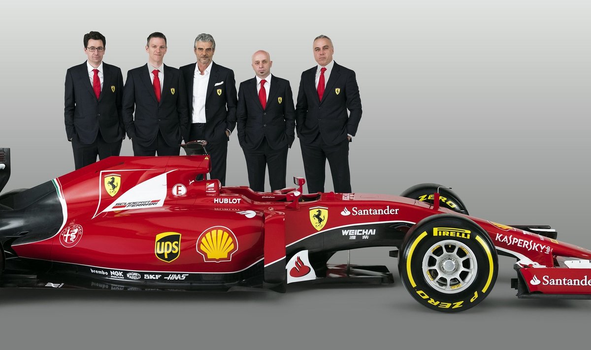 James Allison (vasakult teine) esindas veel mullu Ferrari värve.