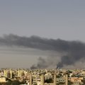 В Ливии ракета зажгла резервуар с нефтепродукатми