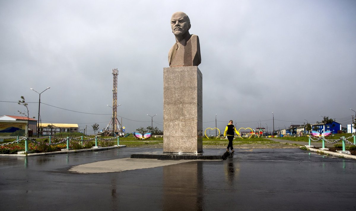 SIIN ON VENEMAA: Lenini kuju Kunaširi peamises asulas Južno-Kurilskis.