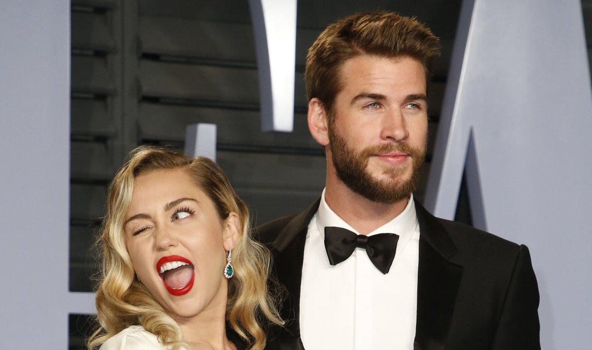 Miley Cyrus ja Liam Hemsworth selle aasta Oscarite gala järelpeol.