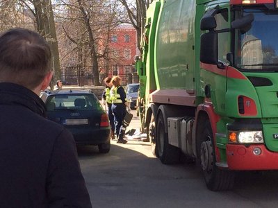 Tallinnas Koplis juhtus esmaspäeval päeval traagiline liiklusõnnetus, milles hukkus jalakäija.