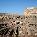 ВИДЕО | "Ivan+Hayley 23": турист повредил одну из самых известных достопримечательностей Рима. Его ждет суровое наказание