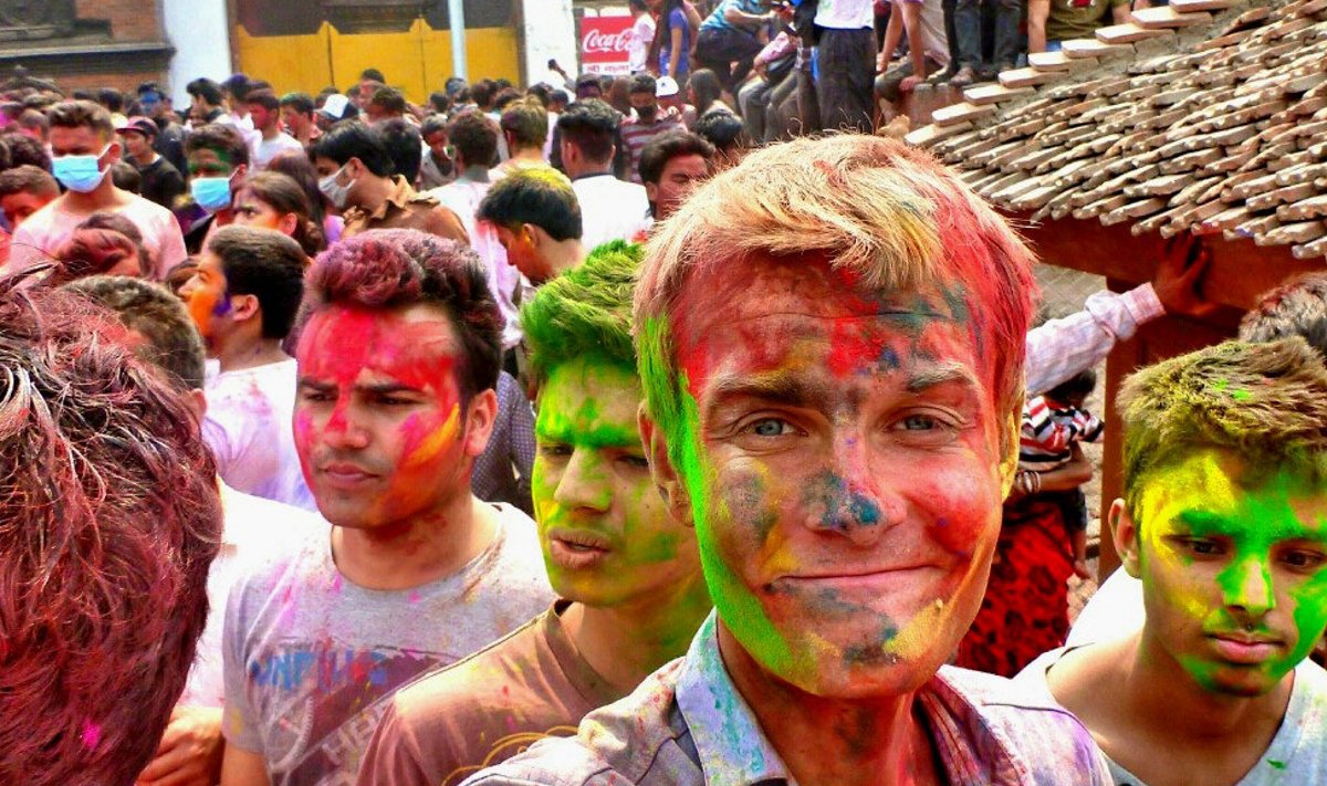 Värvide ja armastuse jagamise Holi festivalil Nepaalis.