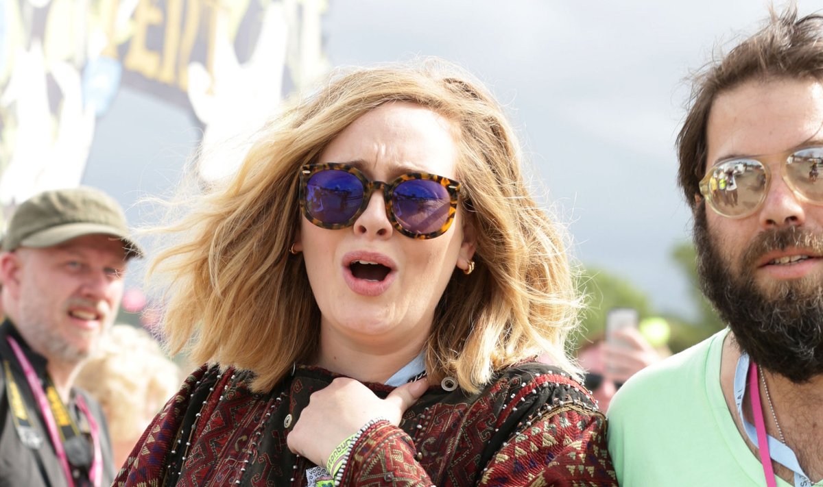 Adele ja Simon 2015. aastal