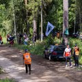 FOTOD | Turvatöötajate korraldusi eiranud pealtvaatajad põhjustasid Rally Estonial katse seiskumise
