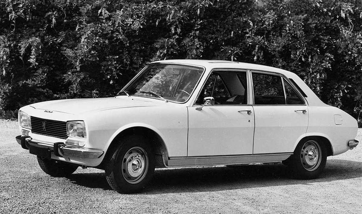 1977. a. Peugeot 504
