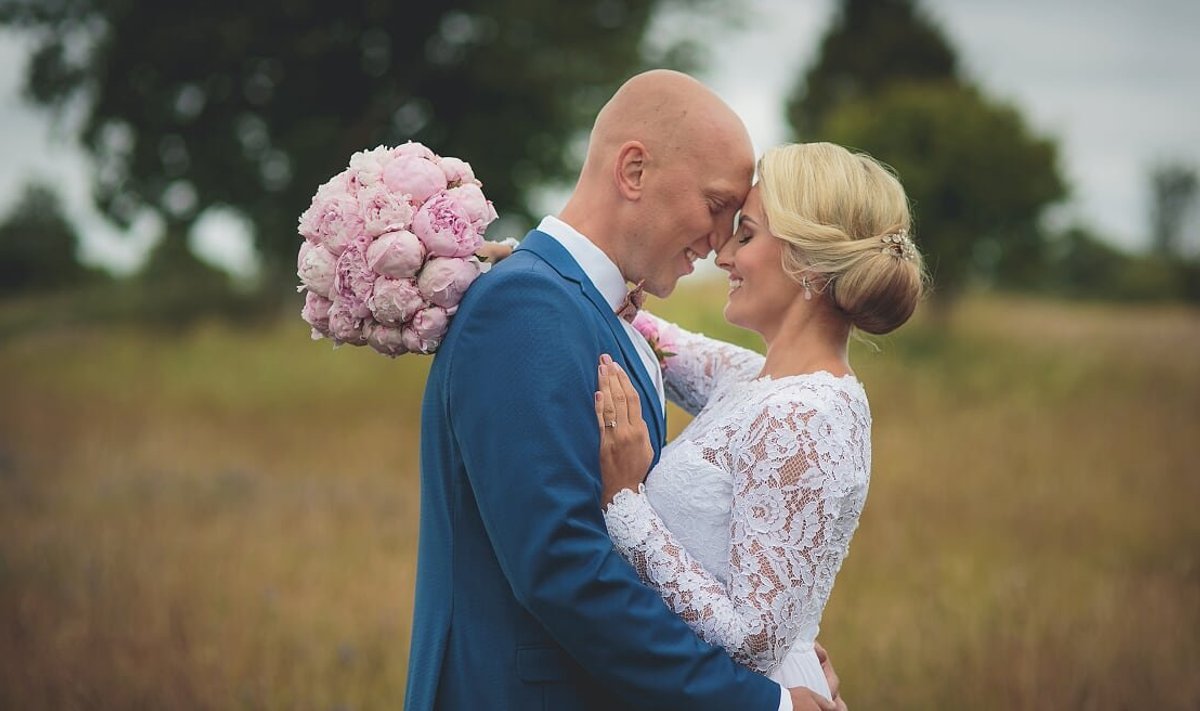 Krõõt ja Rain Rohumägi abiellusid 29. juunil 2018, laulatus toimus Mustjala Anna kirikus.