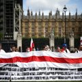 В ходе нападения на посольство Беларуси в Лондоне пострадал дипломат. Минск обвиняет "радикальную группировку" оппозиционеров