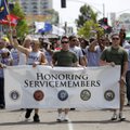 Pentagon lubas sõduritel homoparaadil vormis marssida