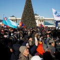 Mongoolias tulid tuhanded vihased inimesed krõbeda külma kiuste meelt avaldama