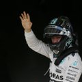 VIDEO: Rosberg võitis vihmase ja väljasõitude rohke Ungari GP kvalifikatsiooni