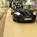 VIDEO: Poola Top Gear pressis autodega kaubanduskeskusesse!