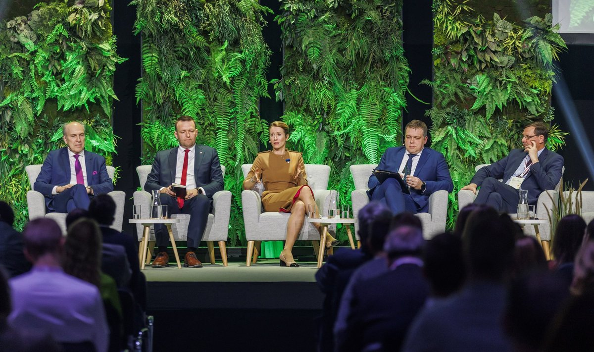 Debatil osalesid (vasakult) Aivar Kokk (Isamaa), Lauri Läänemets (SDE), Kaja Kallas (Reformierakond), Lauri Hussar (Eesti 200) ja Taavi Aas (Keskerakond).