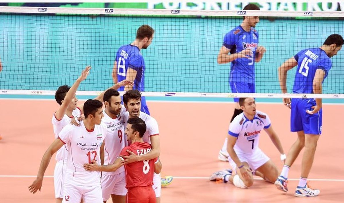 Iraan alistas avamängus Itaalia 3:1.