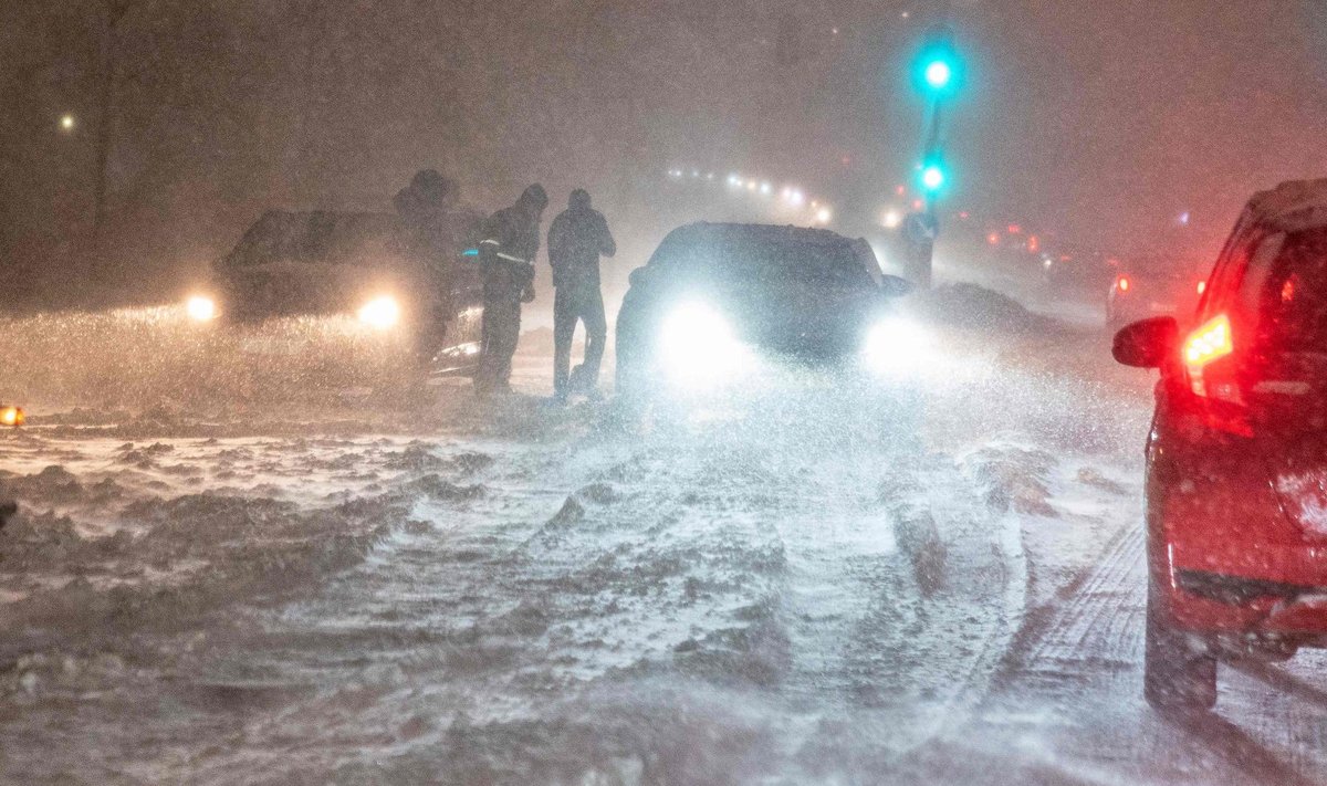 Kinni jäänud autod Aalborgis