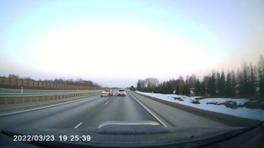 VIDEO | Süstad lendasid keset maanteed! Juhi hooletus põhjustas üliohtliku olukorra