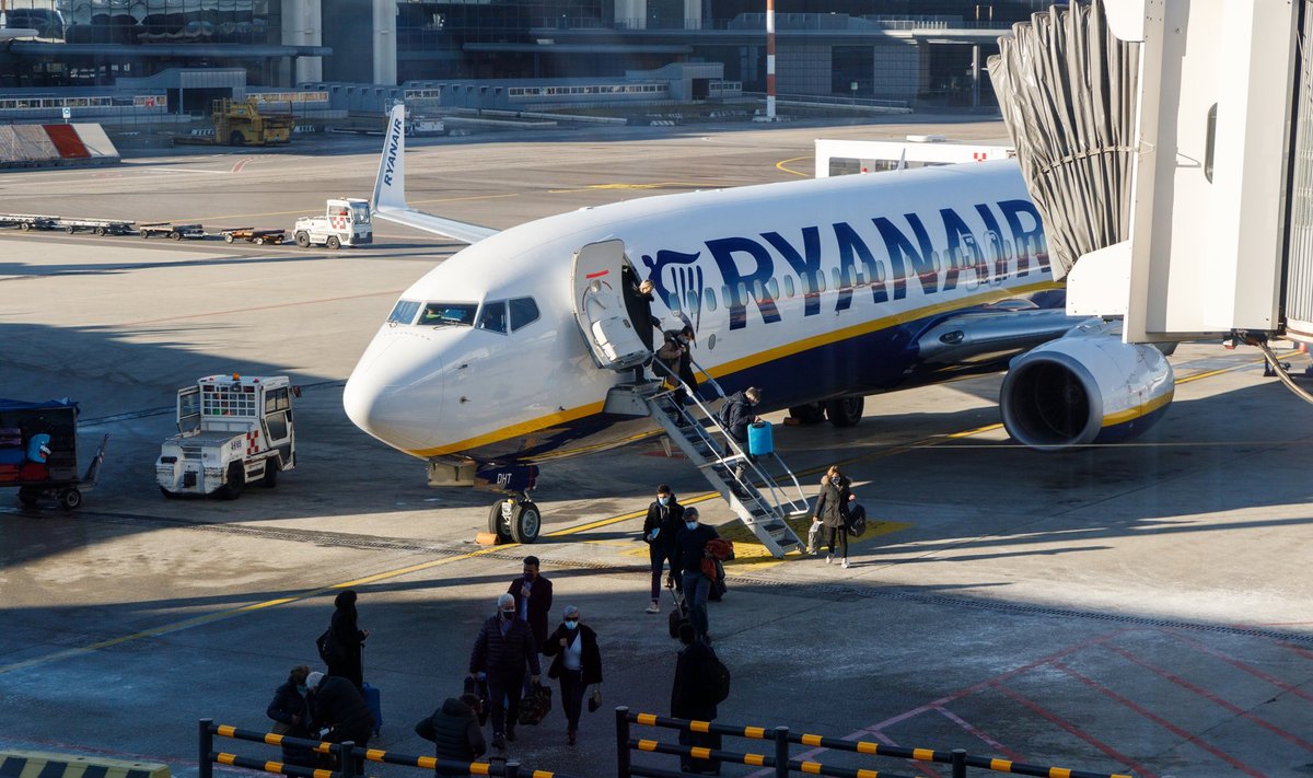 Ryanair была вынуждена сократить количество зимних рейсов из-за проблем с поставкой новых самолетов.