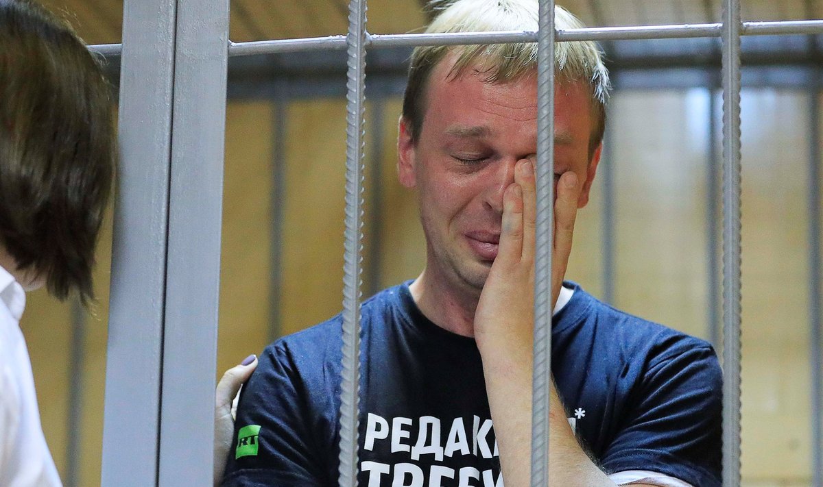 Ivan Golunov pääses laupäeval pärast Moskva kohtu istungit eeluurimisvangla asemel koduaresti. Narkokuritegude puhul on selline otsus üliharuldane.