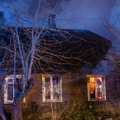 Выяснилась причина пожара в жилом доме: мертвую женщину нашли прямо возле очага возгорания