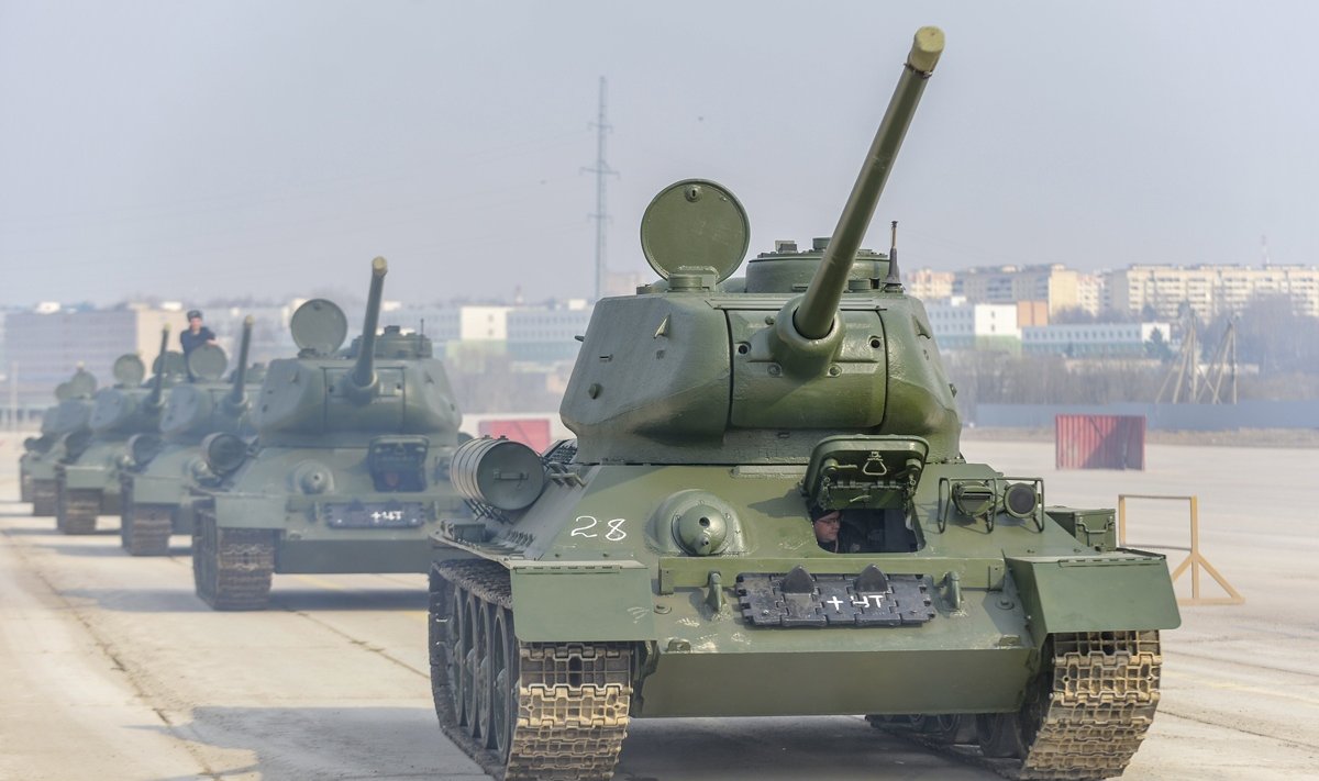 T-34 tankidega valmistutakse 9. mai paraadiks.