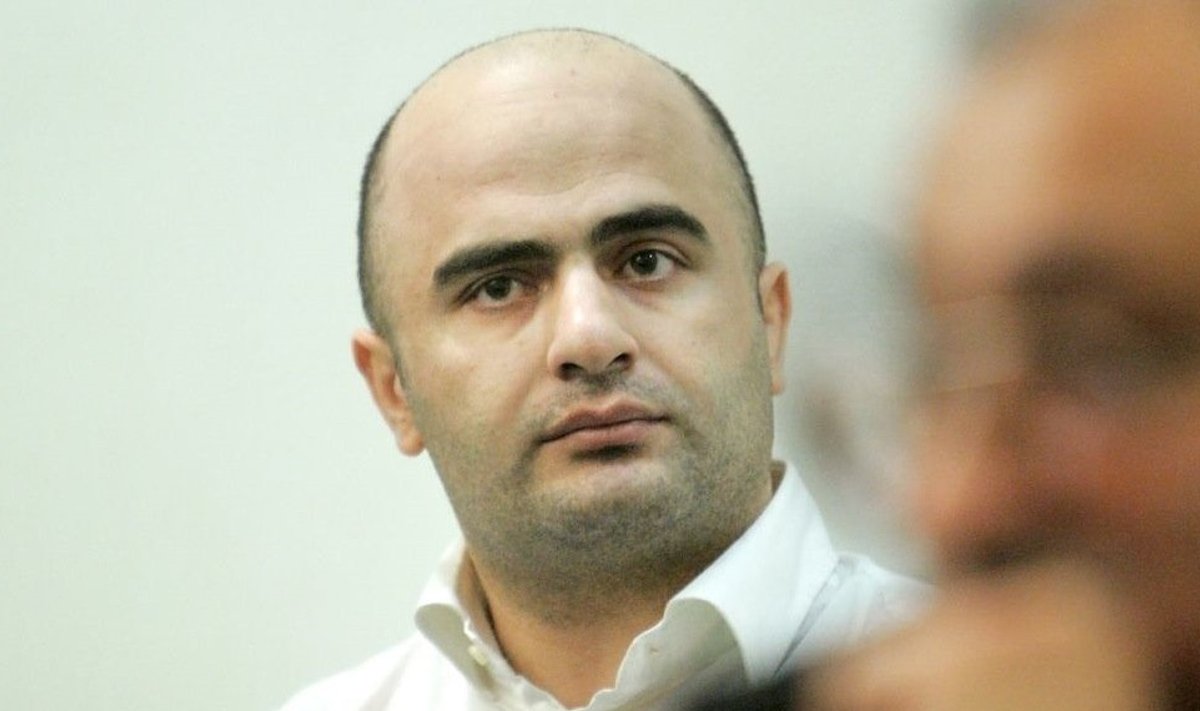 KAUA VANGIS: Ahliman Zeinalov istus trellide taga detsembrist 2007 ehk üle kümne aasta.