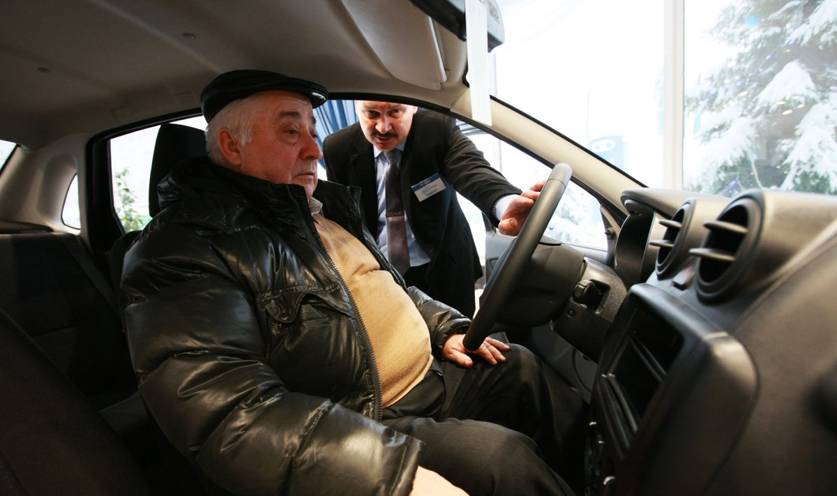 Venemaa autodiilerid tahavad kasutatud autode müüki enda pärusmaaks teha