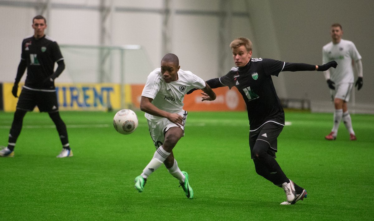 Pilt Nõmme Kalju ja FC Levadia mängult 17. jaanuaril.
