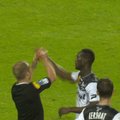 VIDEO: Prantsuse liiga jalgpallur ei lasknud kohtunikul oma meeskonnakaaslasele punast kaarti näidata