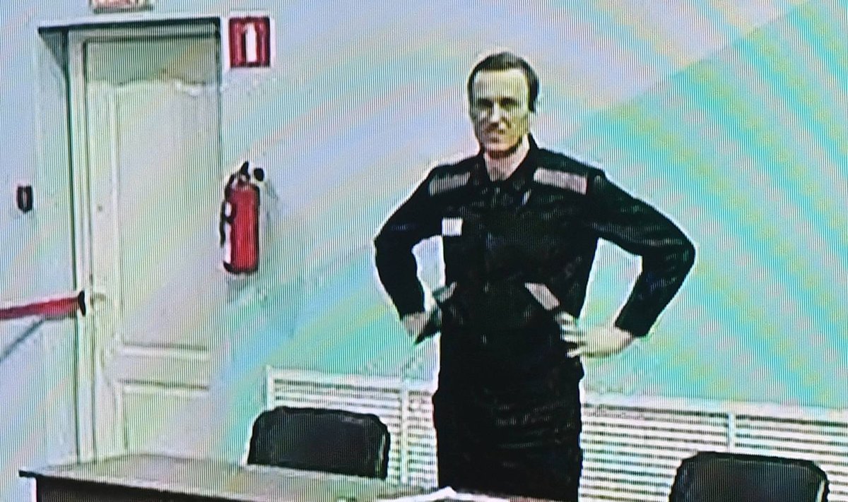 Российский оппозиционер Алексей Навальный ожидает приговора суда, 4.08.2023